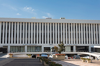 SLUCare Orthopedic Surgery Clinic at SSM Health St. Mary's Hospital - St. Louis